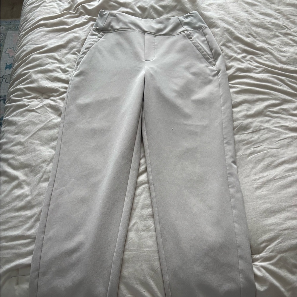 Athleta Endless High Rise Pant in Crème
